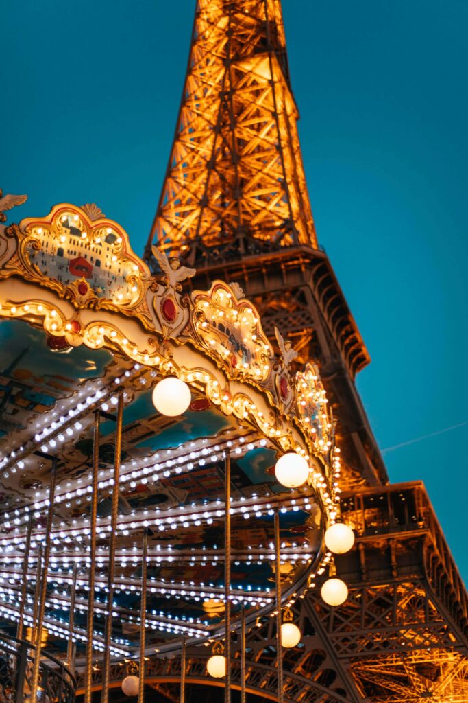 Paris avec des enfants - le 7e arrondissement près de la tour Eiffel est l'un des meilleurs endroits où séjourner avec des enfants à Paris