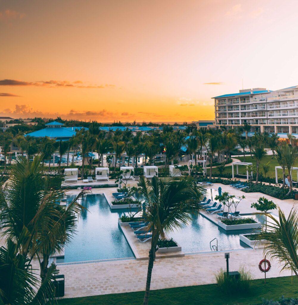 Hotel vs Airbnb - hotel amenities for kids