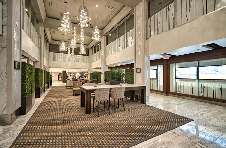 Le Holiday Inn Toronto Downtown Centre est un bonne option économique parmi les meilleures hôtels pour les familles à Toronto.