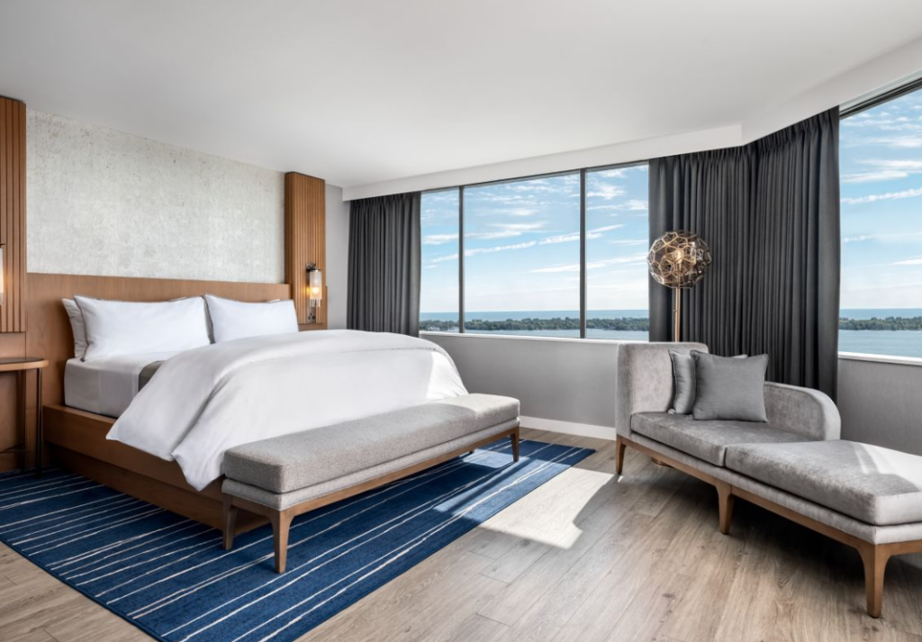 Les chambres au Westin Harbour Castle, l'un des meilleurs hôtels où séjourner à Toronto avec des enfants.