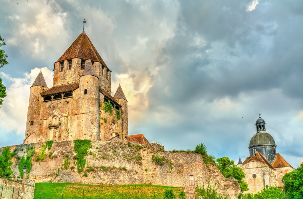Provins est la meilleure excursion d'une journée au départ de Paris pour une ambiance médiévale.