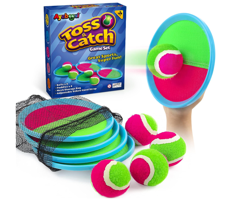 Toss and catch ball game is one of the best beach toys for families