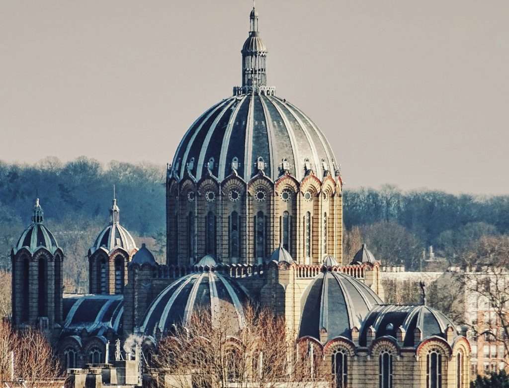 Reims est l'une des meilleures excursions d'une journée au départ de Paris en train pour goûter du Champagne.