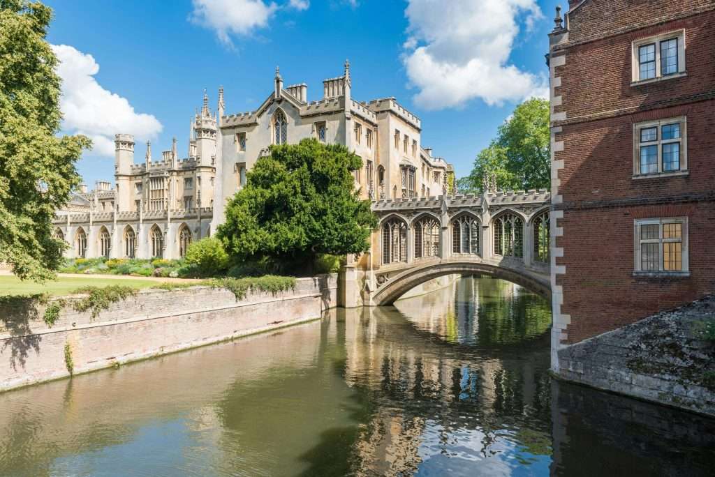 Cambridge est l'une des meilleures excursions d'une journée au départ de Londres en train pour les familles.