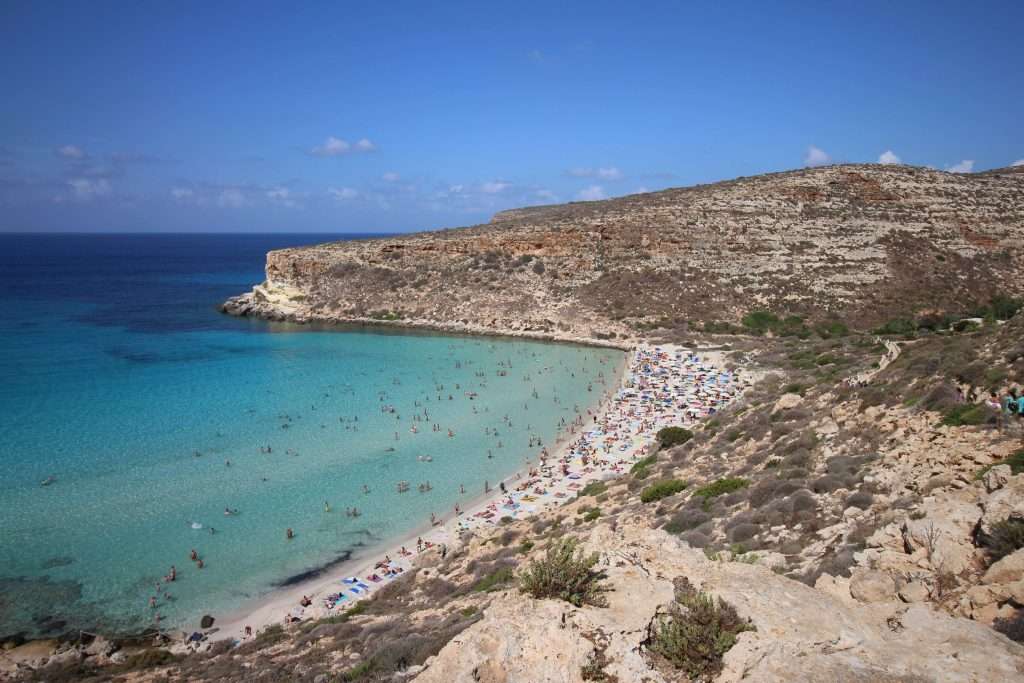 Spiaggia Dei Conigli Lampedusa - l'une des plus belles plages en Italie pour les familles
