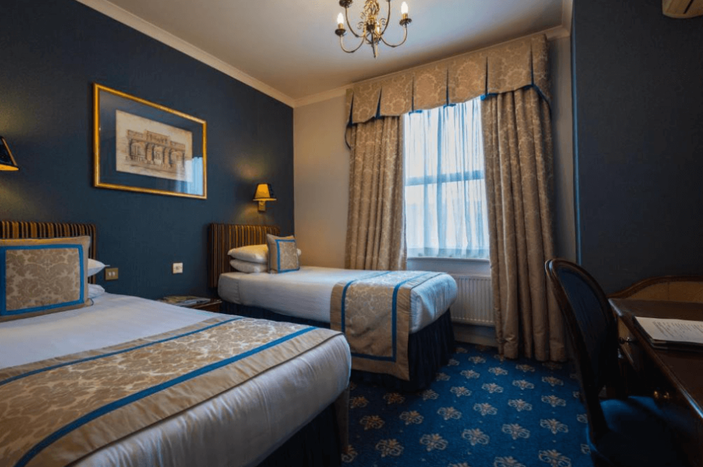 The London Lodge is an amazing budget-friendly hotel in London for families