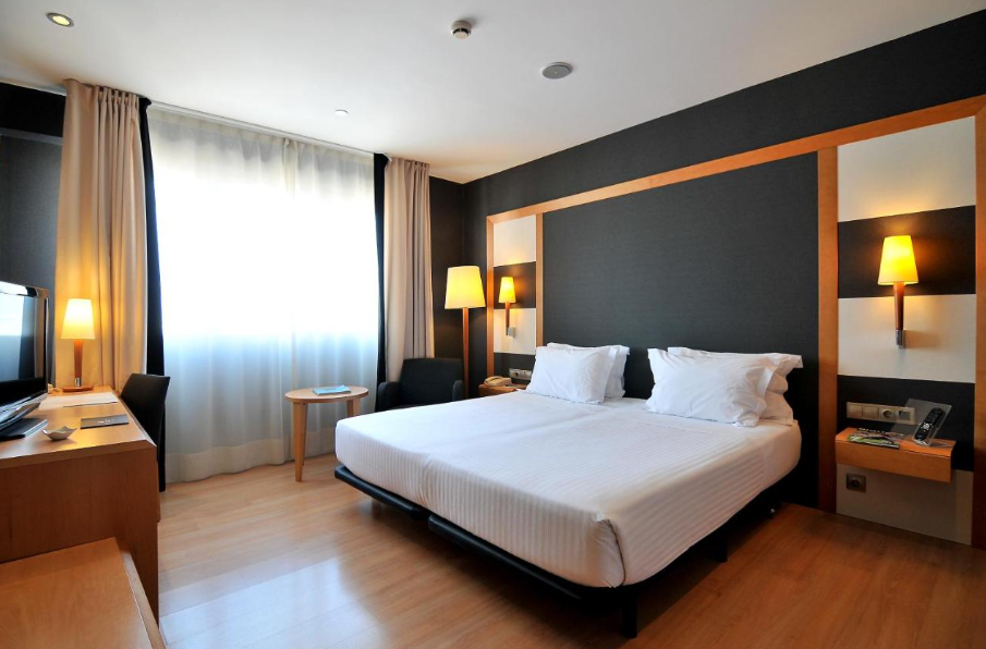 Hotel Barcelona Universal est l'un des meilleurs hôtels à Barcelone pour les familles à la recherche d'une option de milieu de gamme